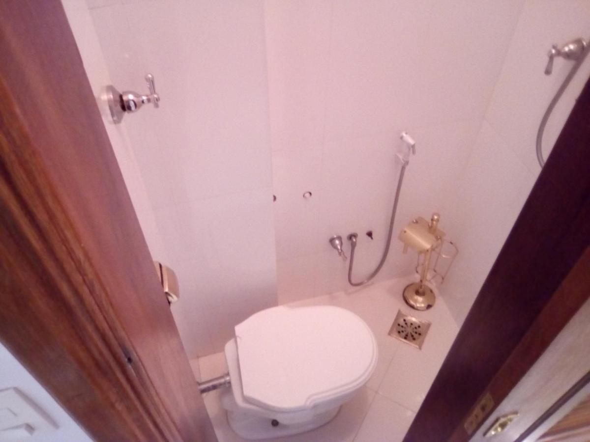 Copacabana 3 Quartos Com Ar Cond Garagem A 2 Qds Da Praia Apartment *