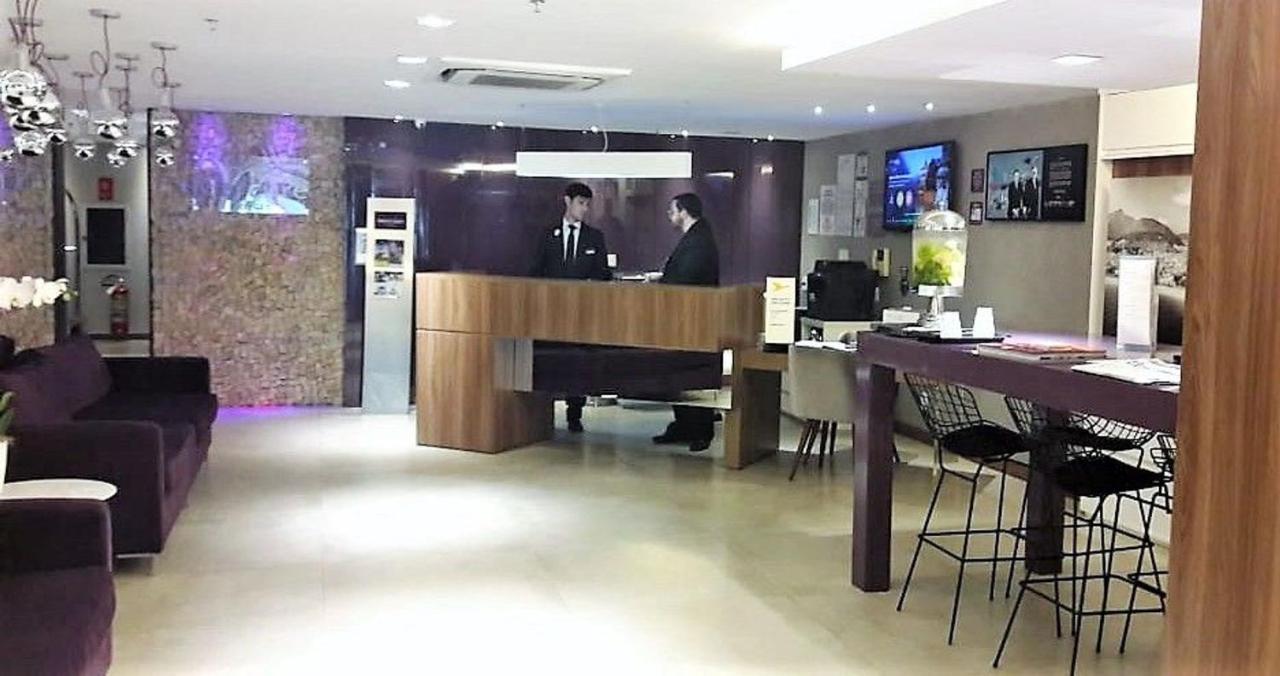 C104 - Apto Com Serviços Próximo As Praias De Ipanema E Copacabana Apartamento *