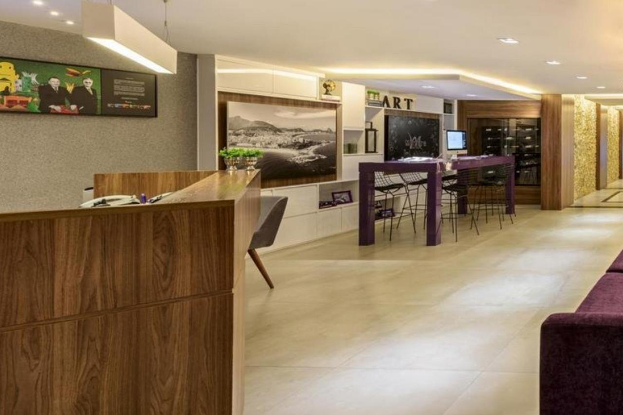 Apartamento Pe Na Areia Mercury Arpoardor