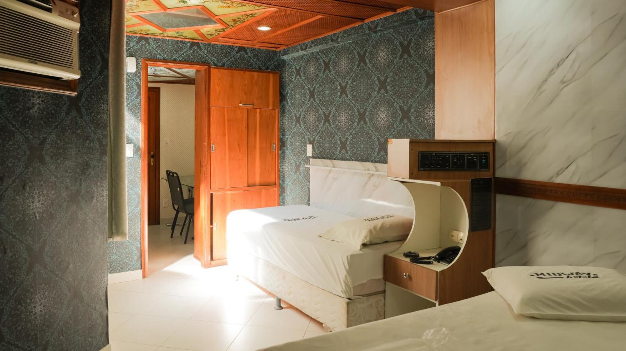 Love hotel Midway (adults Only) 2*