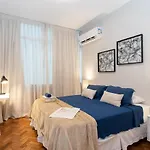 Omar do Rio, Studio Moderno, Internet 120mbps, Smart TV, localizado na Rua Garcia d\'Avila, a 200 metros da Praia de Ipanema e do Metrô, VP 308