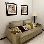 Apartamento 2 Quartos Copacabana Praia e Metrô