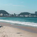 Studio Alaska Copacabana