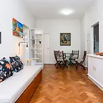 Apartamento Espacoso A 300M Da Praia | Hg 71/904