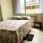 Apto perto das praias do Flamengo e do Botafogo