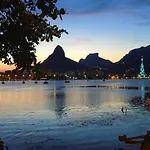 Apartamento Conforto Em Copacabana/Rj