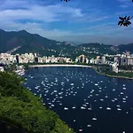 Apartamento Conforto Em Copacabana/Rj