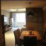 Lindo Apartamento Reformado 2 Min Da Praia De Copa