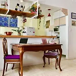 ImoWeMo - Maracanã Ap 52m². 2 Quartos com Garagem