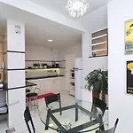Estiloso 3 Quartos Para 6 Pessoas Em Copacabana
