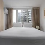 Agradavel Na Barra Da Tijuca - Na Rua Da Praia - Lc703