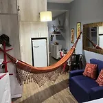 Monolocale, A Copacabana