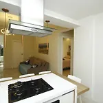 Apto Copacabana - Recem Reformado E Moderno, 5 Min. Da Praia!