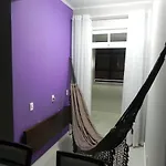 Colado Na Praia Com Mini Varanda.