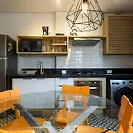Novo! DESIGN e MELHOR LOCALIZAÇÃO Copacabana PRAIA