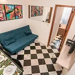 Beach Block+Laundry+2 Bathrooms
