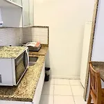 Copacabana Confortavel 502