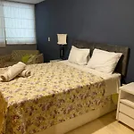 Lindo Apartamento, Proximo A Praia E Metro