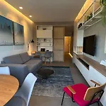 Estudio Moderno Com Vista Oceanica