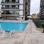 Apartamento Com Toda Infra E Em Frente A Praia