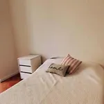 Apartamento Completo A 200 Metros Da Praia Em Copacabana