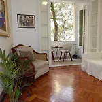 Aconchegante E Espacoso 2 Quartos Com Varanda No Coracao De Copacabana