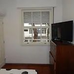 Aconchegante E Espacoso 2 Quartos Com Varanda No Coracao De Copacabana