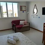 Apartamento novo em Copacabana com diárias reduzidas