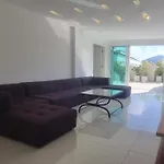 Cobertura Com Piscina