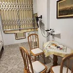 Conjugado Bem Localizado Em Copacabana