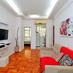 Confortavel e silencioso 2 quartos com 2 banheiros no coração de Ipanema!