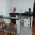 Lindo Apartamento Em Copacabana