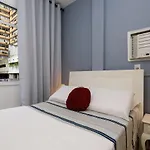 Charmoso apartamento na praia de Ipanema