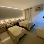 Amplo, Confortavel E No Centro