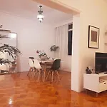 Lindo Apto Em Copacabana No Arpoador