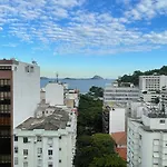 Flat No Leblon, 2 Quadras Da Praia, Academia E Arrumacao Diaria Na Rua Dias Ferreira By Tata