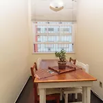 Leblon - Confortavel Apartamento De 2 Quartos