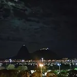 Charmoso Apartamento Na Praia De Botafogo