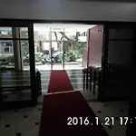 Femimimo Compartilhado Em Dormitorio Em Conjugado Copacabana