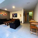 Hostel Pelo Mundo