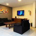 Hostel Pelo Mundo