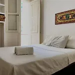 Apartamento Acolhedor Na Avenida Atlantica