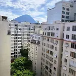 Studio Reformado Perto Da Praia