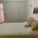 Quarto Privativo Em Apartamento