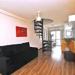 Linda cobertura duplex de 2 quartos com terraço, piscina e vista para Ipanema!