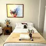 Otimo Apartamento Na Quadra Da Praia Nsc1137-401