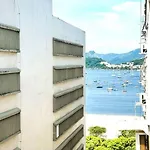 Studio Reformado Na Praia De Botafogo