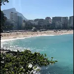 Ape No Coracao Do Leblon