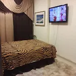Alugo Casa