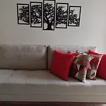 Moderno E Bem Localizado Em Copacabana